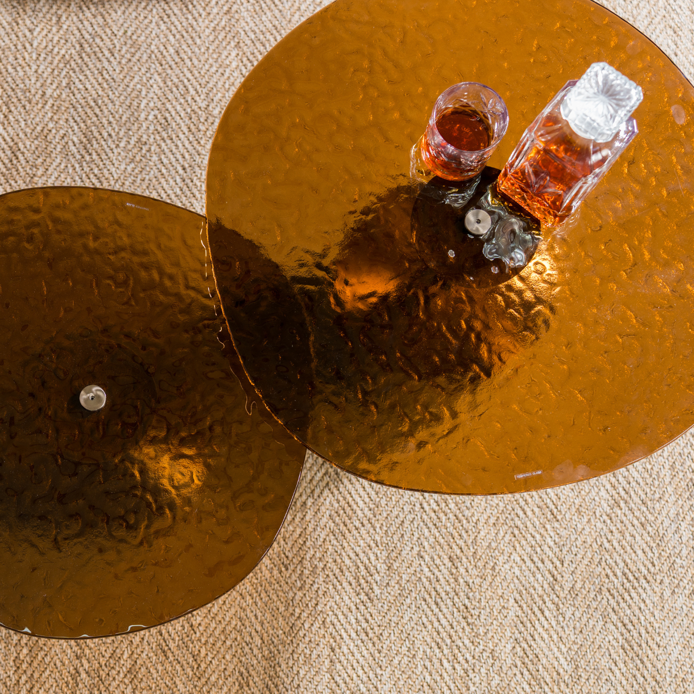 Amber Wave-Glass Pedestal Side Table – 60 cm – top view
