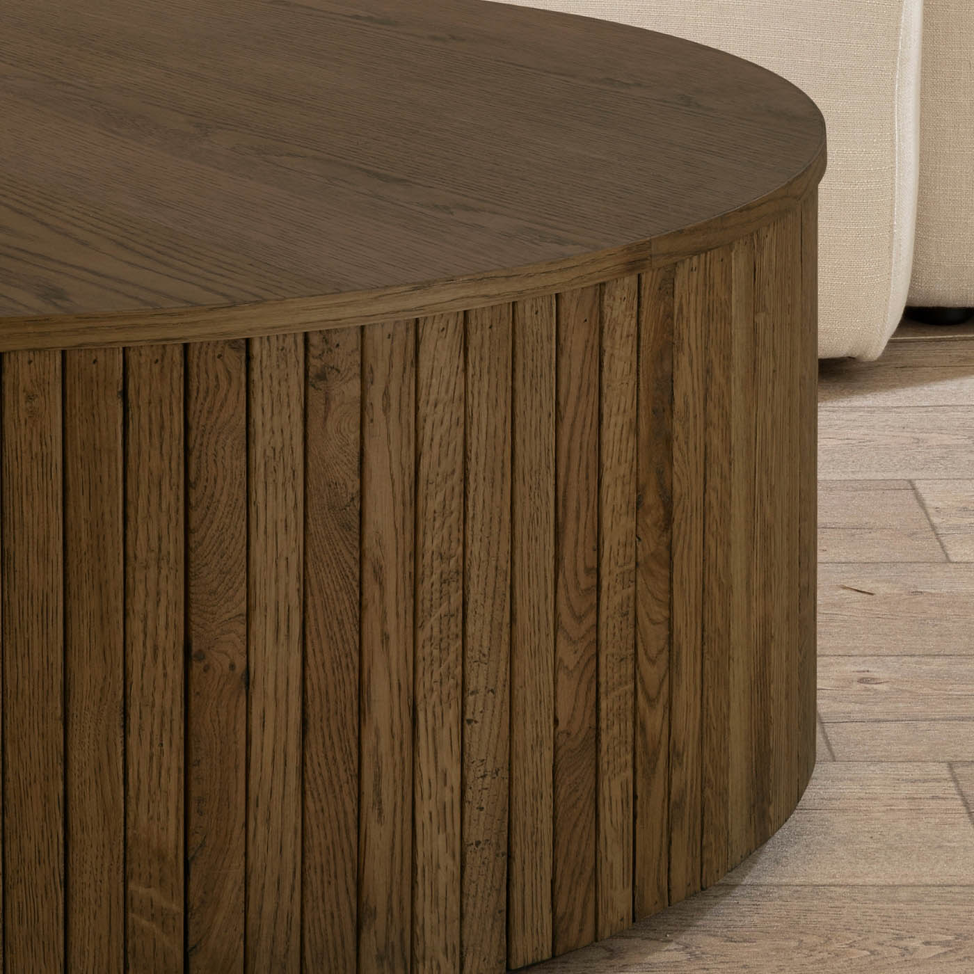 Fluted Oak-Veneer Drum Coffee Table – Coffee – close-up of the top